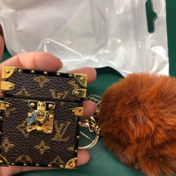 AirPods 2 case - Picture 4 of 4